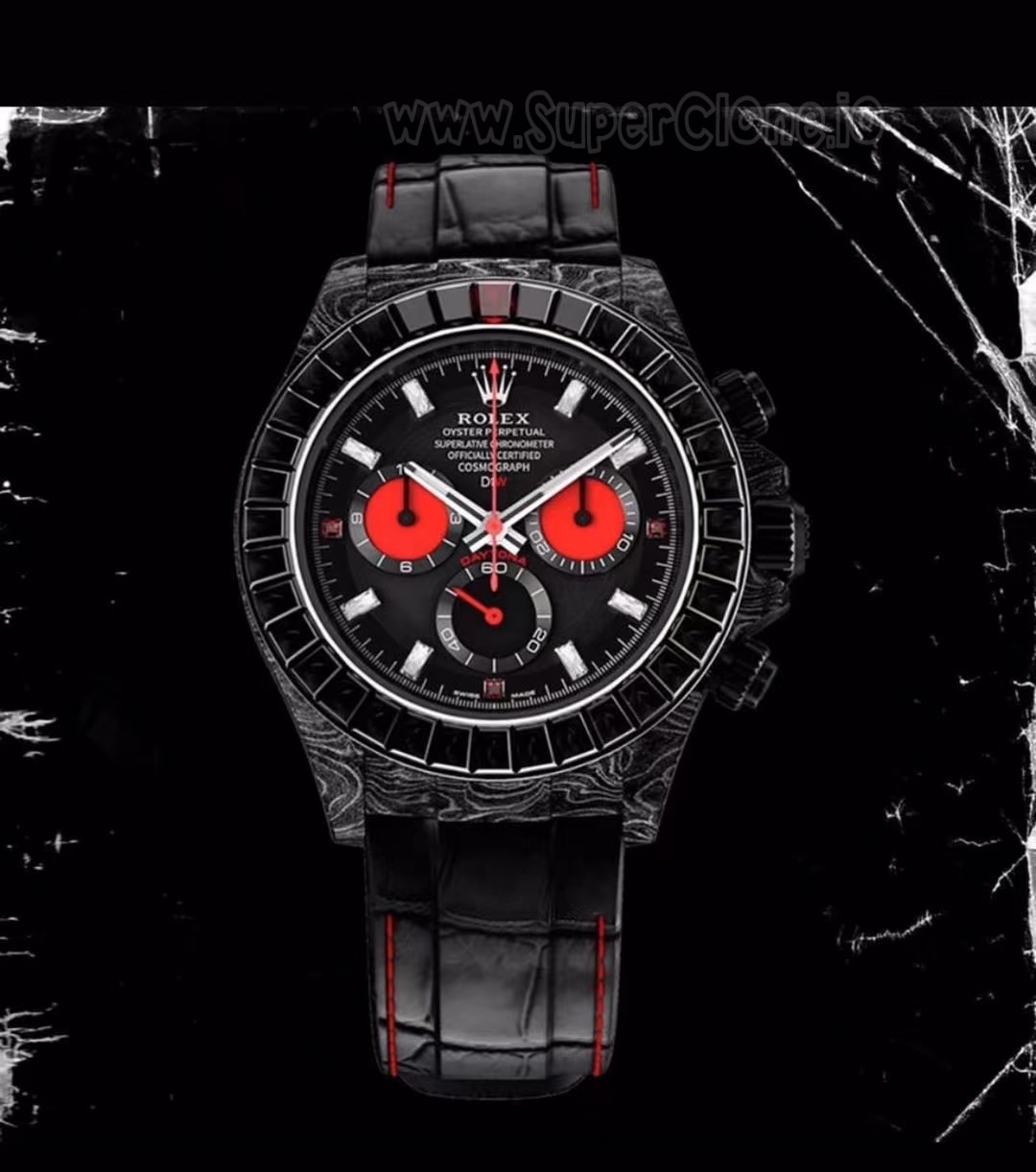 DiW Carbon Daytona Black Design in Carbon Custom Daytona variant featuring all-black carbon casing elements