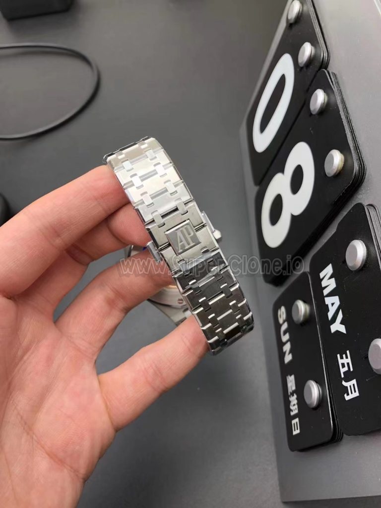 APS Integrated Bracelet Link Polish