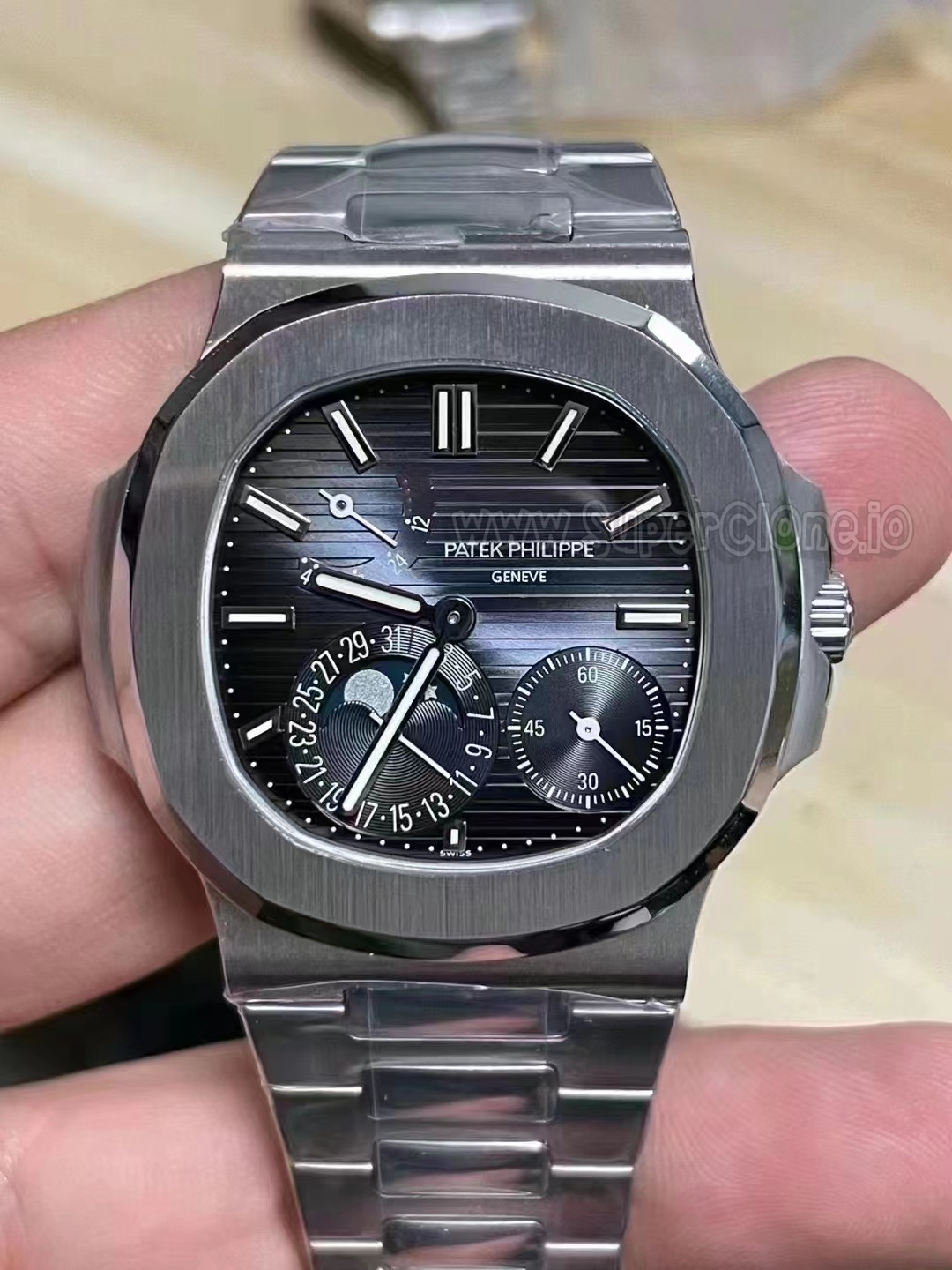 Replica Patek Philippe Nautilus 5712 Blue Dial steel sports watch