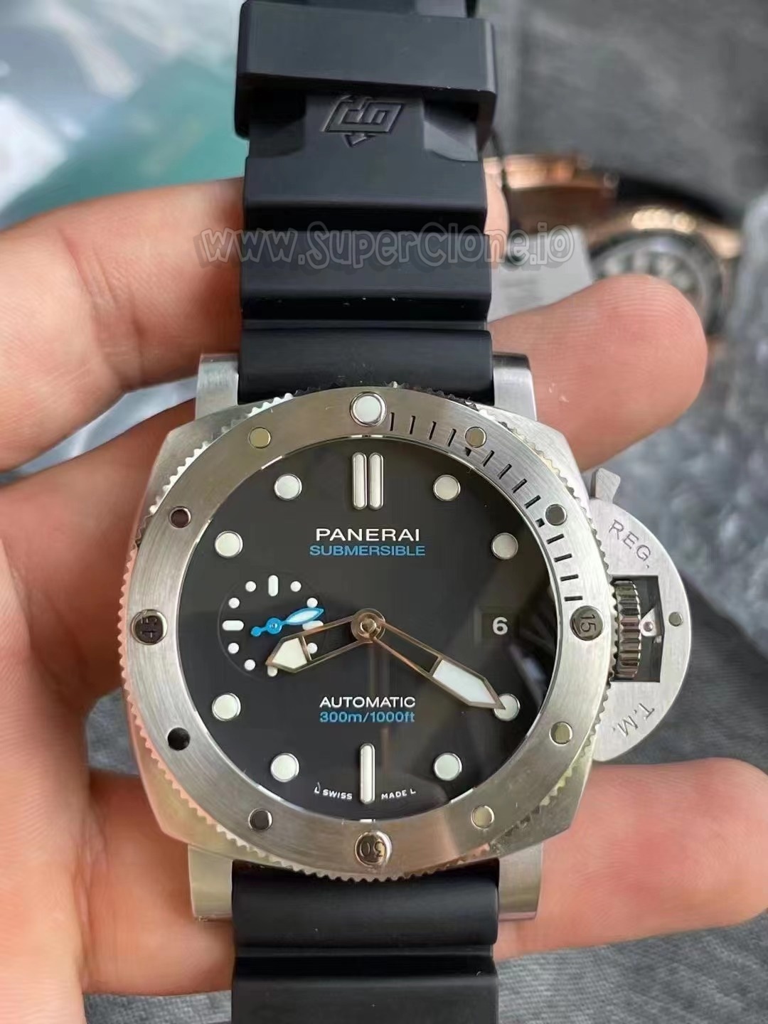 Panerai Submersible PAM 1229 Overview