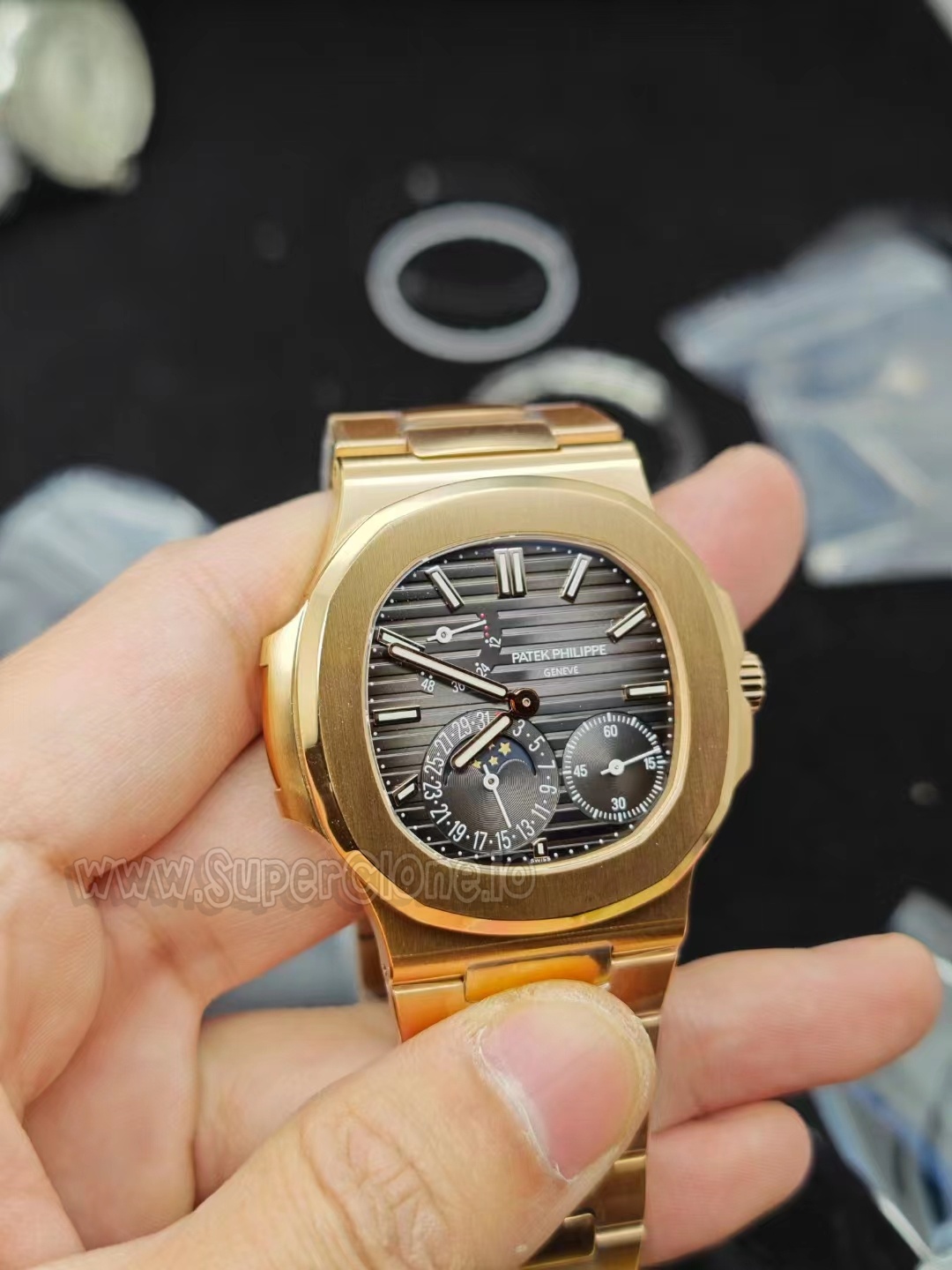 Patek Philippe 5712 dial detail comparison