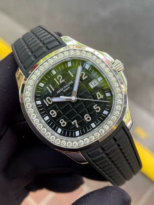 patek-philippe-aquanaut-5267-200a-black-diamond-quartz-watch-ladies-sport-elegance-6