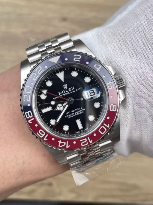 clean-rolex-gmt-master-ii-pepsi-3285-movement-red-blue-2