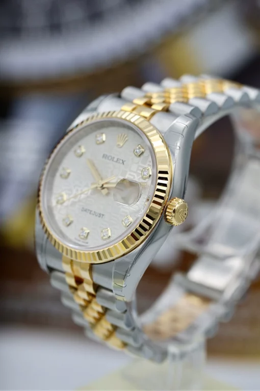 datejust-116233-silver-jubilee-two-tone-jubilee-3