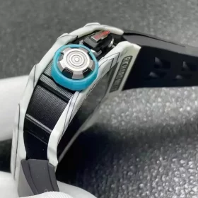 richard-mille-rm-35-03-white-carbon-white-storm-skeleton-dial-7