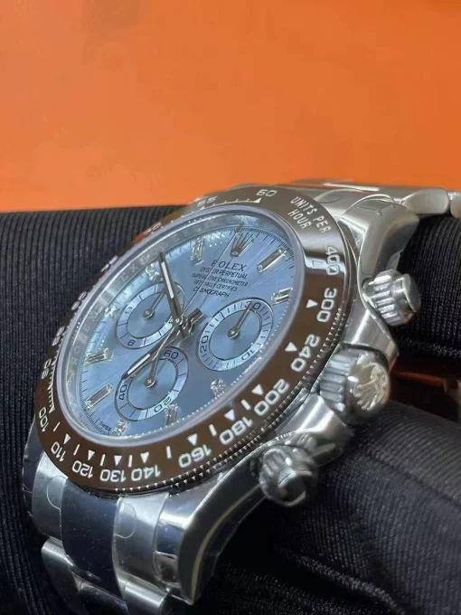 rolex-cosmograph-daytona-40mm-116506-ice-blue-10