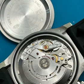 rolex-cosmograph-daytona-40mm-116519ln-cement-grey-oysterflex-10