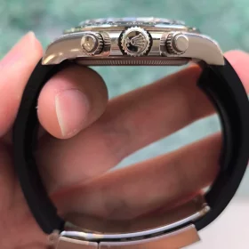 rolex-cosmograph-daytona-40mm-black-dial-diamond-markers-m126519ln-4