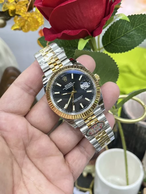 rolex-datejust-41mm-126333-two-tone-black-dial-jubilee-4