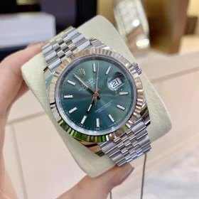 rolex-datejust-41mm-mint-green-dial-126334-mint-ice-jubilee-10