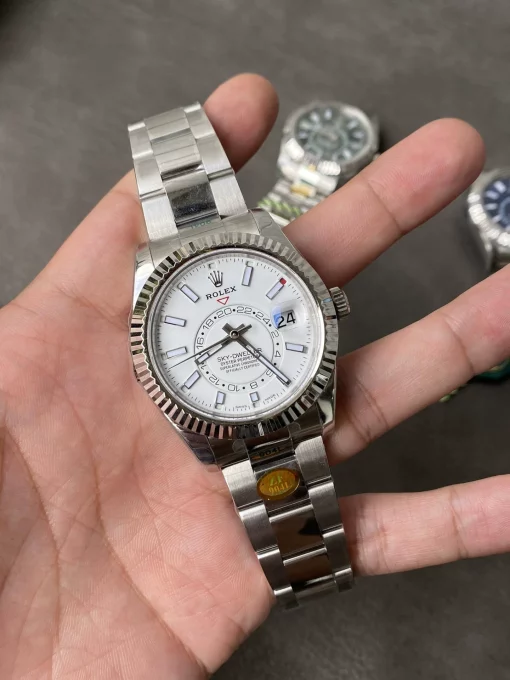 rolex-sky-dweller-42mm-white-dial-m326934-sky-white-oyster-2
