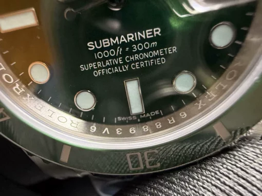 rolex-submariner-date-116610lv-hulk-green-ceramic-bezel-green-dial-40mm-11