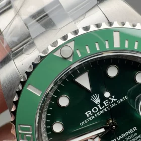 rolex-submariner-date-116610lv-hulk-green-ceramic-bezel-green-dial-40mm (7)