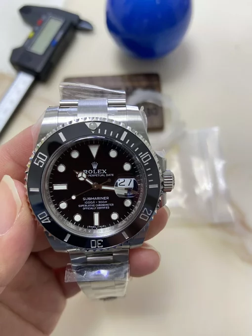 rolex-submariner-date-black-dial-clean-factory-v2-40mm-3135-movement-5