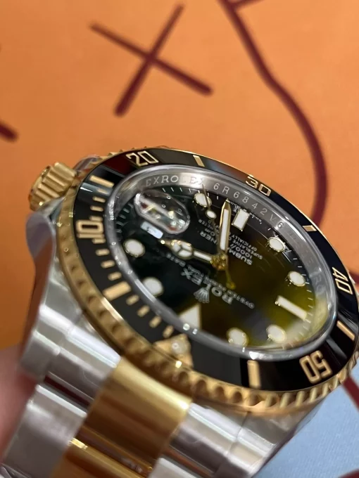 rolex-submariner-date-two-tone-black-clean-factory-v3-41mm-3235-movement-4