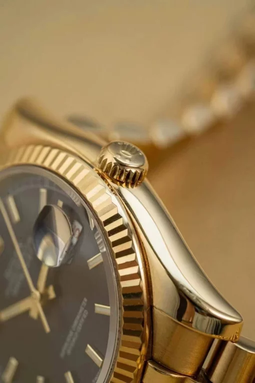 116238-smoky-blue-dial-18k-gold-4