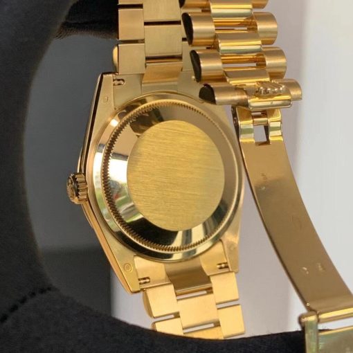 118238-green-dial-18k-yellow-gold-4