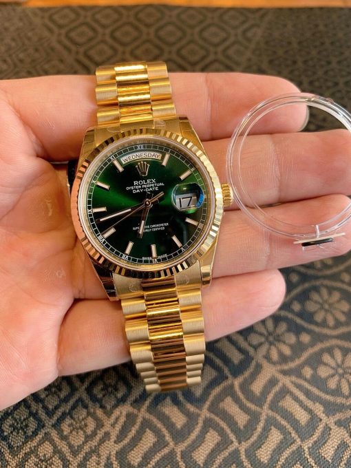 118238-green-dial-18k-yellow-gold-6