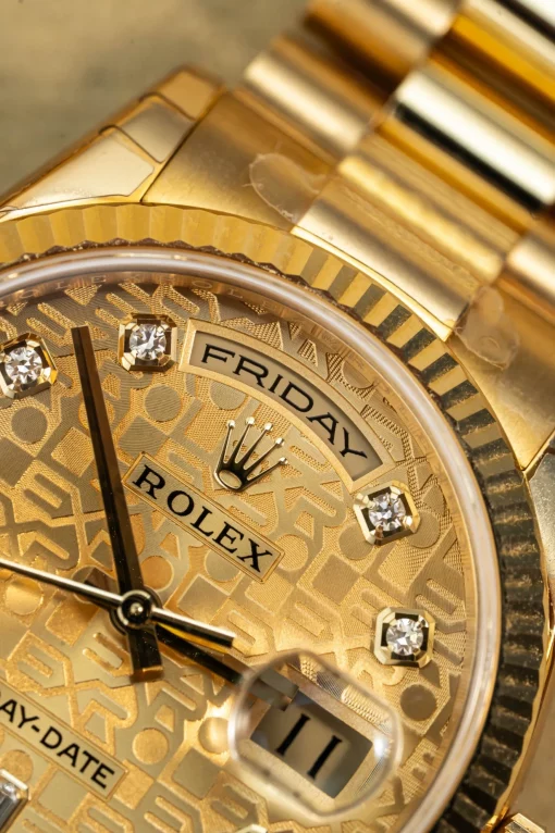 118238-yellow-gold-day-date-4