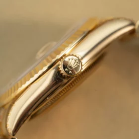 118238-yellow-gold-day-date-7