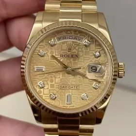 118238-yellow-gold-day-date-diamond-markers-1