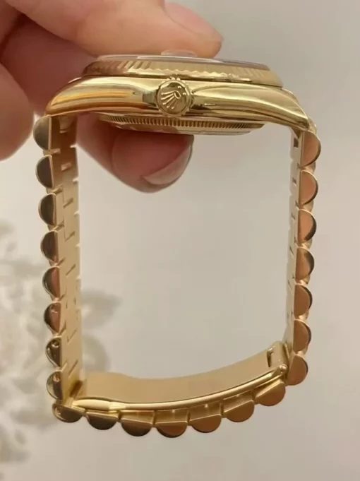 118238-yellow-gold-day-date-diamond-markers-5