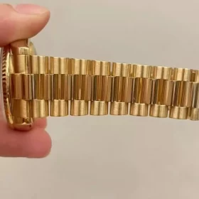 118238-yellow-gold-day-date-diamond-markers-6