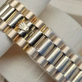 118238-yellow-gold-day-date-with-champagne-diamond-dial-5