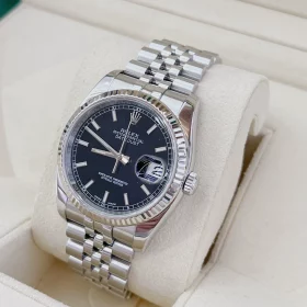 datejust-116234-black-dial-red-date-jubilee-3