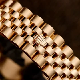 datejust-116238-champagne-dial-full-gold-jubilee-1
