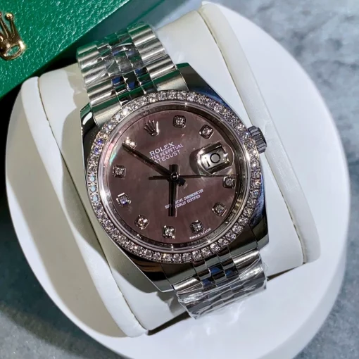 datejust-116244-tahiti-mop-dial-diamond-bezel-jubilee-1