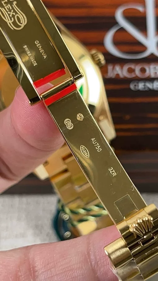 day-date-40mm-superclone-gold-case-mother-of-pearl-dial-5