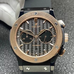 hublot-classic-fusion-chronograph-carbon-dial-rose-gold-bezel-5