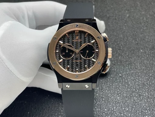 hublot-classic-fusion-chronograph-carbon-dial-rose-gold-bezel-8
