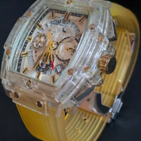 hublot-transparent-soul-series-black-gold-round-table-knight-3