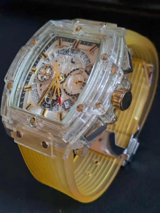 hublot-transparent-soul-series-black-gold-round-table-knight-3