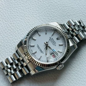 m116234-0087-snow-white-dial-red-date-jubilee-3