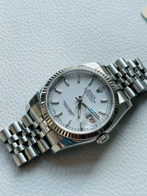 m116234-0087-snow-white-dial-red-date-jubilee-3