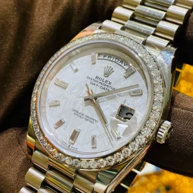 oyster-perpetual-day-date-228349-diamond-bezel-meteorite-dial-5