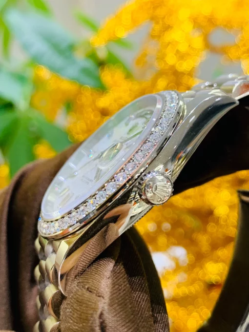 oyster-perpetual-day-date-228349-diamond-bezel-meteorite-dial-6