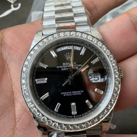 qf-day-date-40mm-platinum-with-black-dial-1